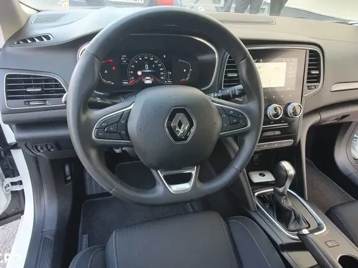 Renault Mégane IV BLUE dCi 115 EDC BUSINESS EDITION