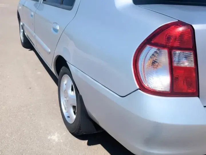 Renault Symbol 1.4 16V Privilege