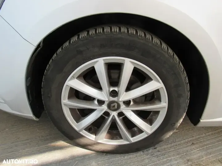 Renault Mégane IV Blue dCi 116 EDC Intens
