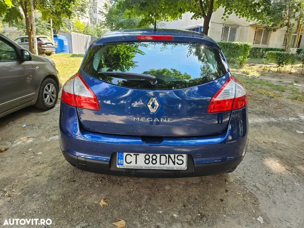 Renault Mégane III 1.6 16V Expression — imagine 5