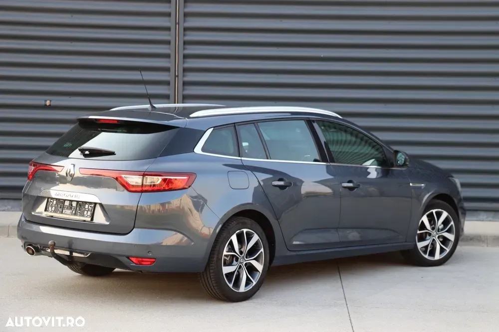 Renault Mégane IV TCe 140 GPF BOSE EDITION — imagine 4