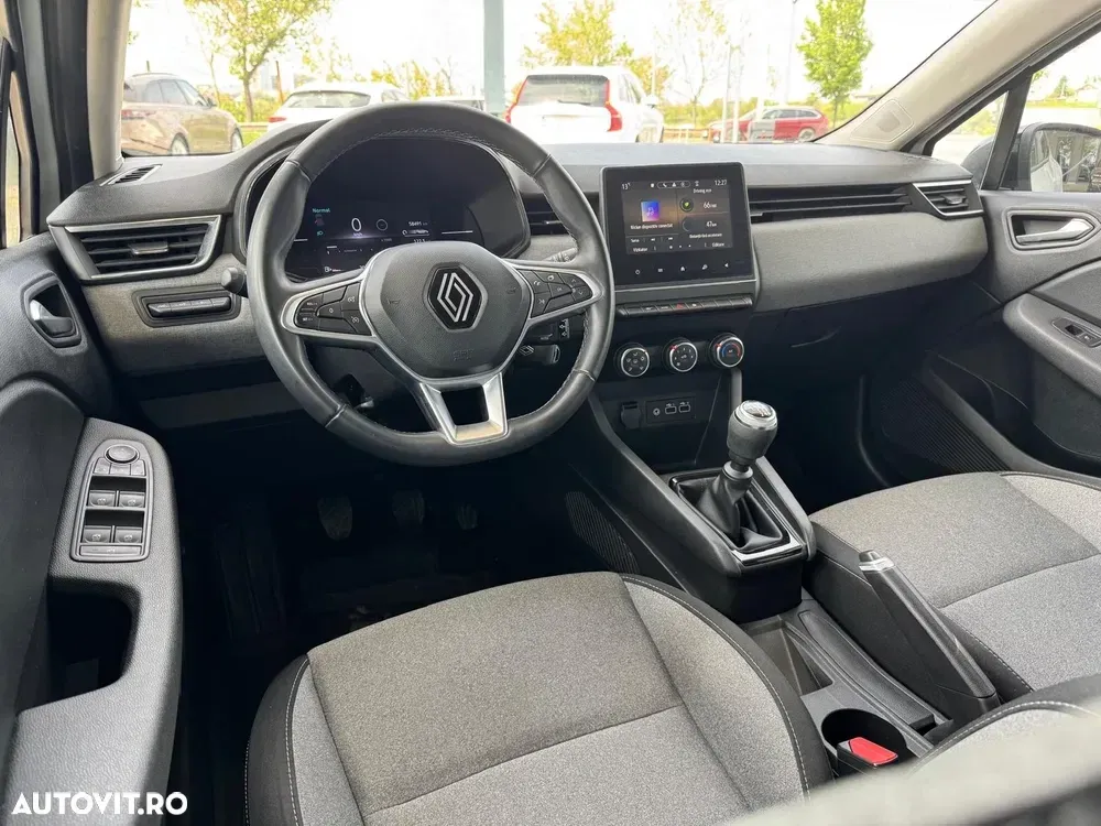Renault Clio V V Blue dCi 100 Evolution — imagine 4