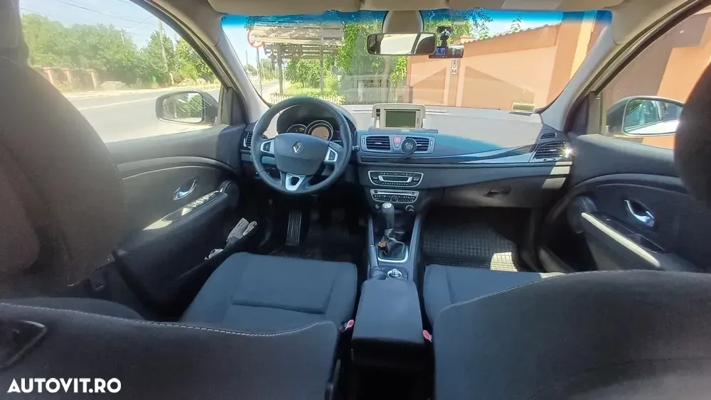 Renault Mégane III dCi 90 FAP Paris — imagine 5