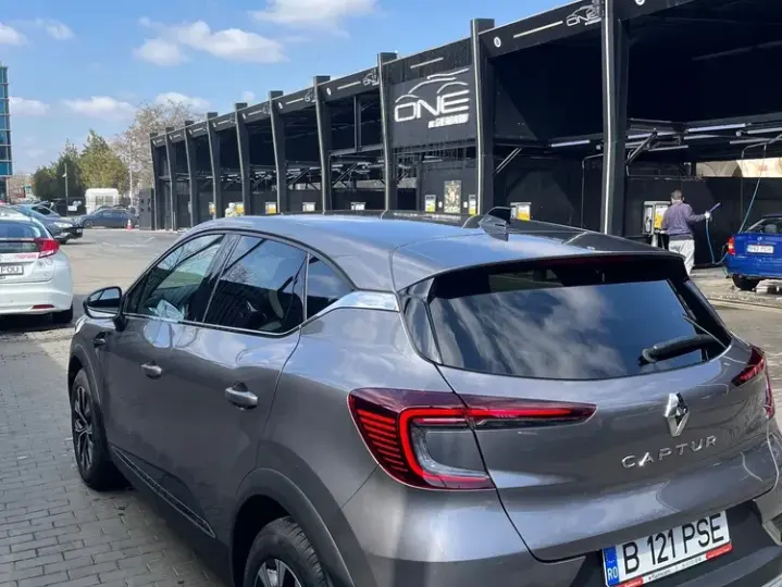 Renault Captur II 140 EDC MHEV Techno