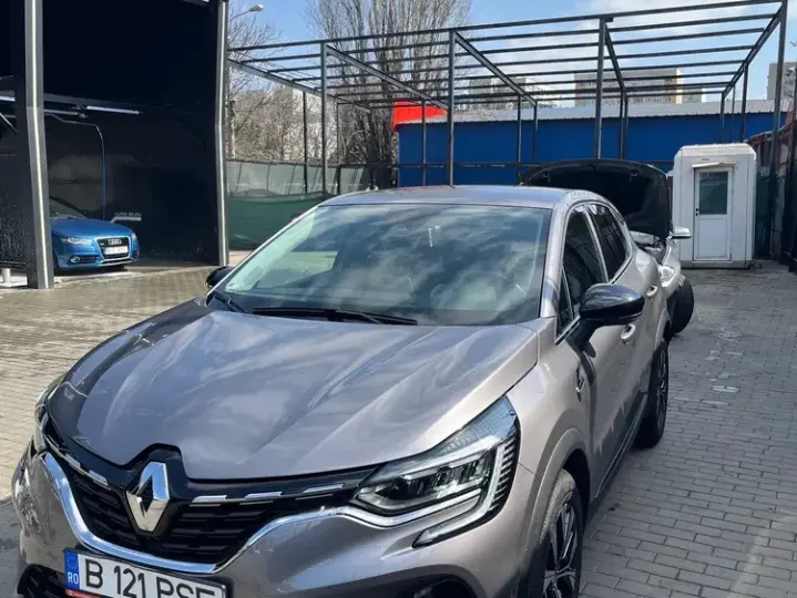 Renault Captur II 140 EDC MHEV Techno