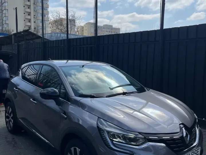 Renault Captur II 140 EDC MHEV Techno