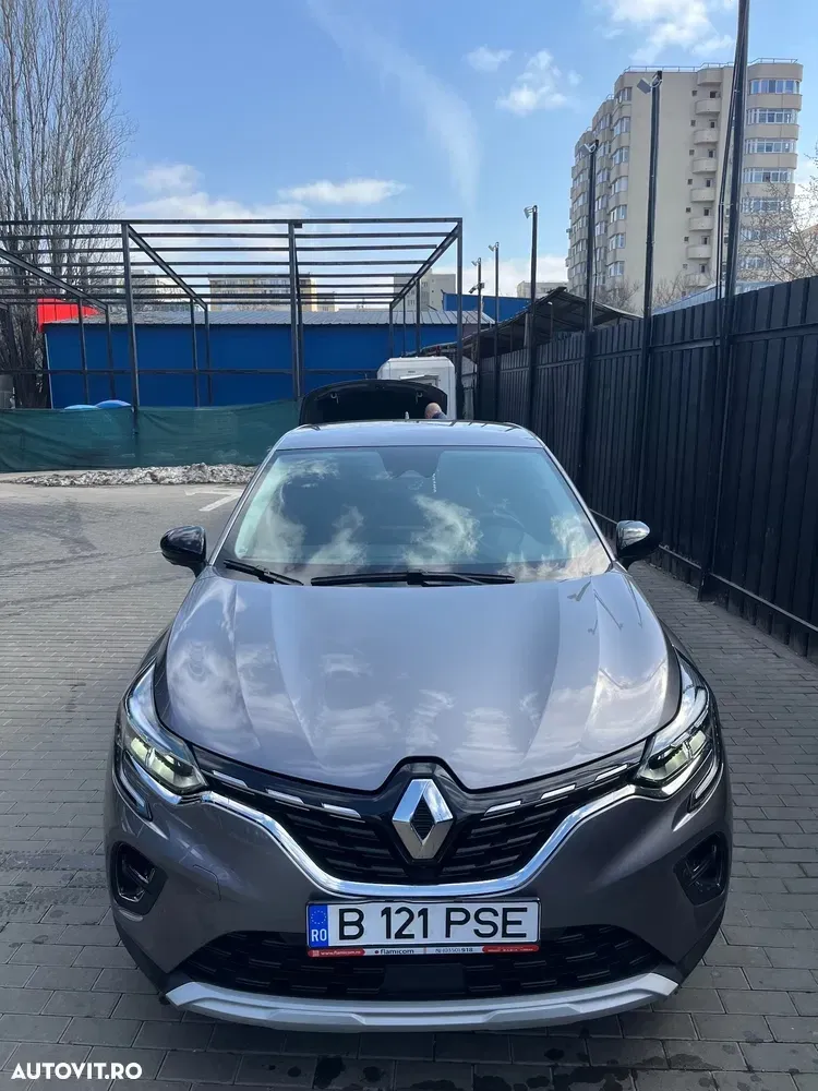 Renault Captur II 140 EDC MHEV Techno — imagine 5