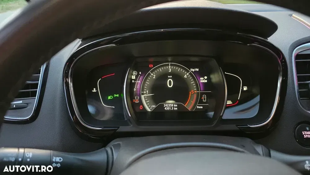 Renault Espace V — imagine 2