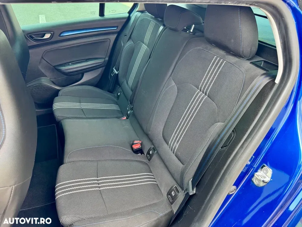 Renault Mégane IV ENERGY TCe 130 EDC GT LINE — imagine 5