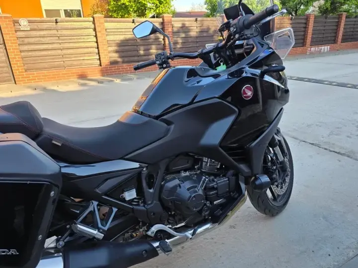 Honda NT 1100