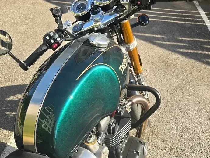 Triumph Thruxton