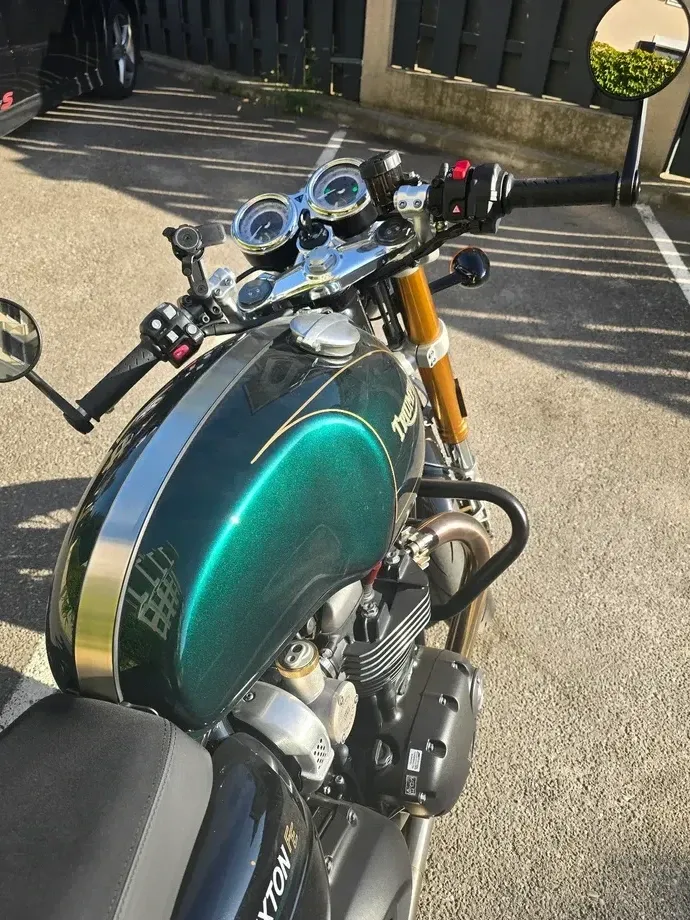 Triumph Thruxton — imagine 4