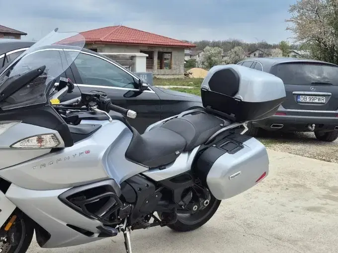 Triumph Trophy SE
