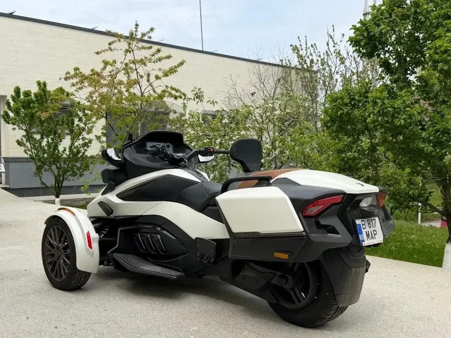 Can-Am Spyder — imagine 2