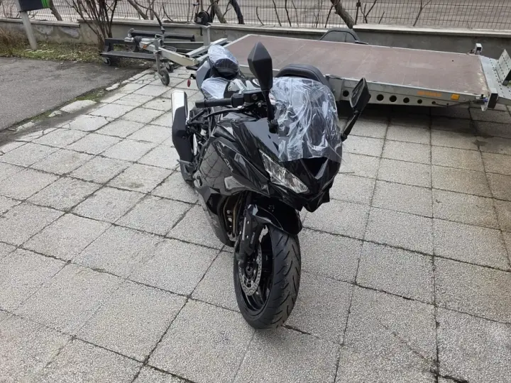 Kawasaki Ninja ZX-4R