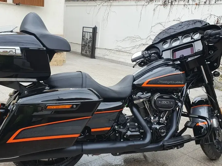 Harley-Davidson S Street Glide Special