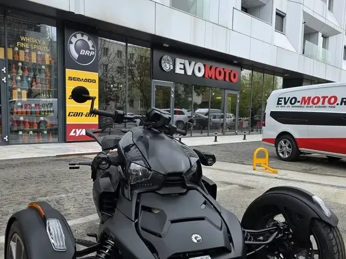 Can-Am Ryker 900
