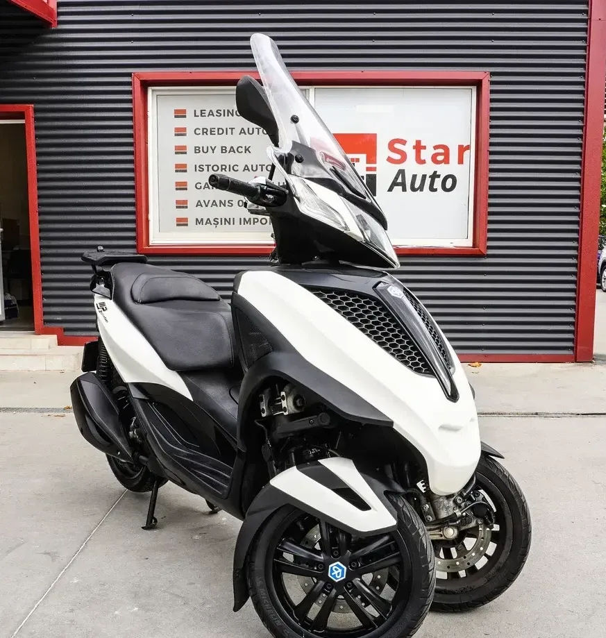 Piaggio MP3 300 Sport — imagine 3