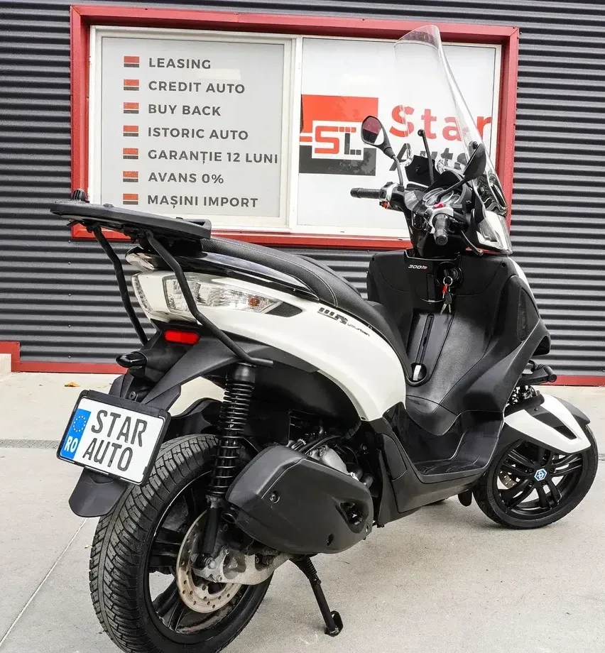 Piaggio MP3 300 Sport — imagine 6