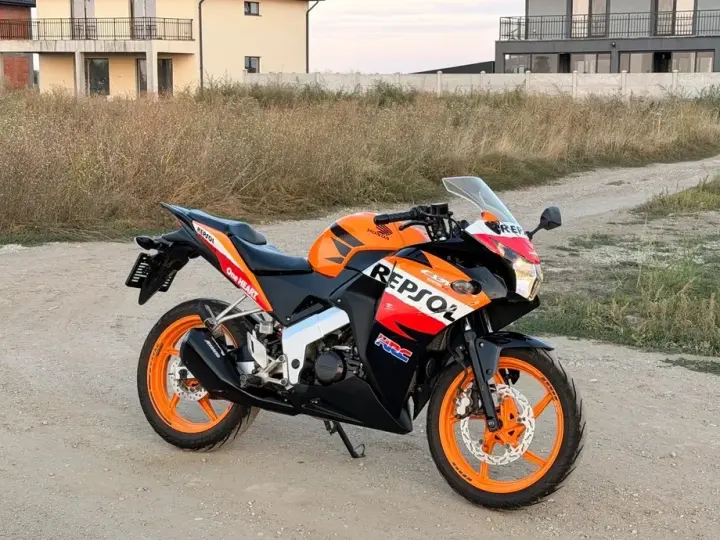 Honda CBR 125R