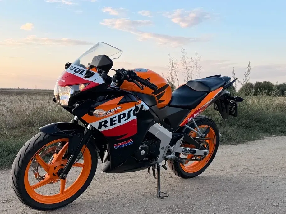 Honda CBR 125R — imagine 6
