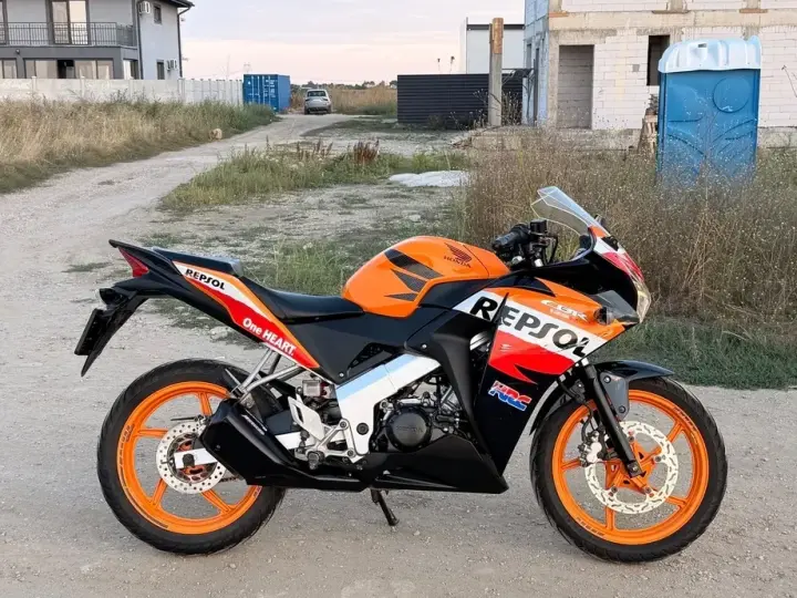 Honda CBR 125R