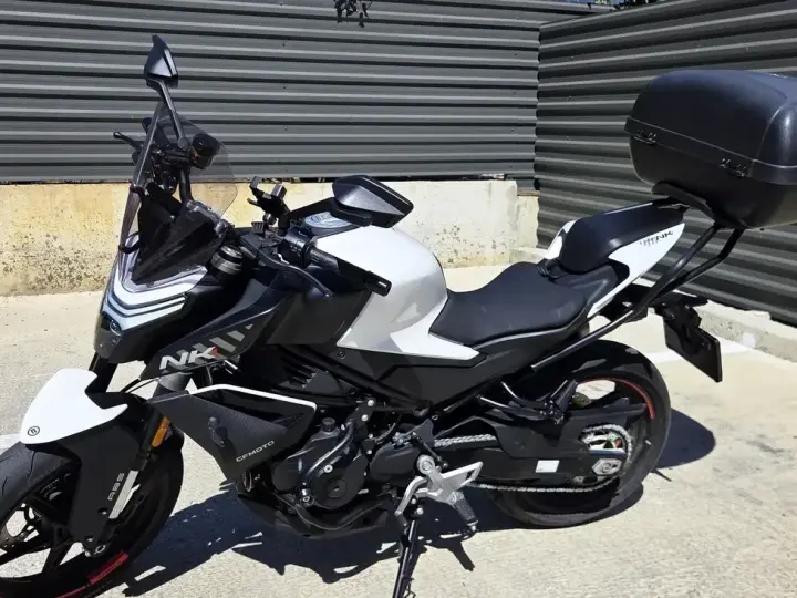 CF Moto 450 SR ABS