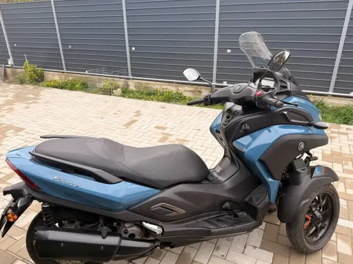 Yamaha Tricity 300
