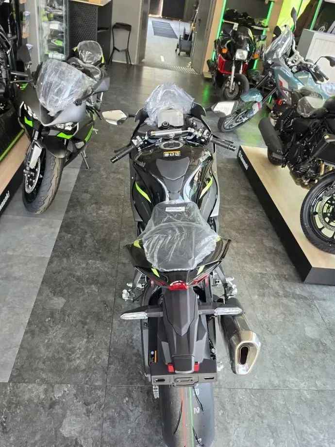 Kawasaki Ninja ZX-10R — imagine 5