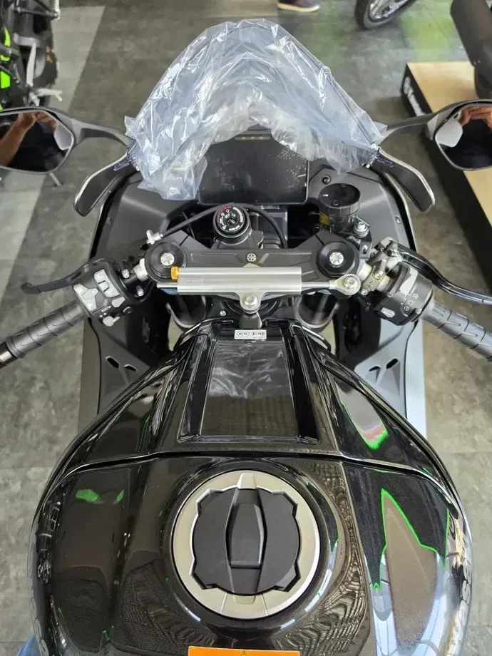 Kawasaki Ninja ZX-10R — imagine 3