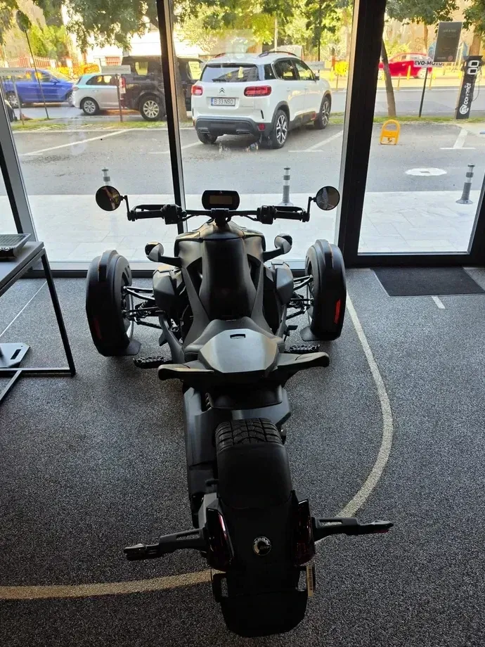Can-Am Ryker 900 — imagine 5