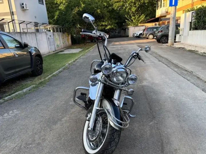 Yamaha XVS 1100 V-Star Classic