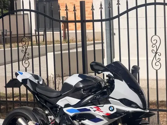 BMW S1000RR