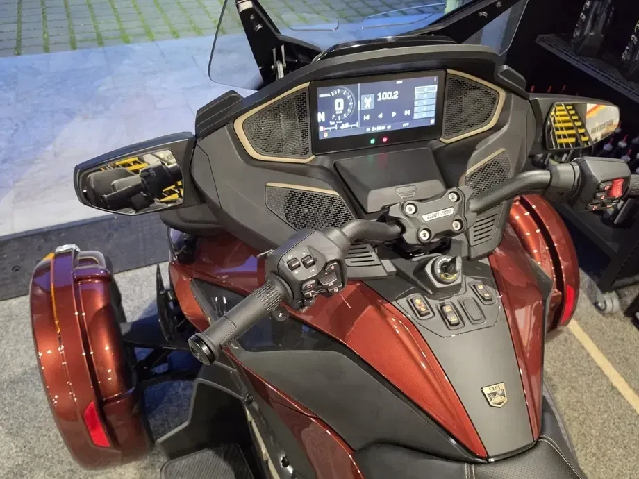 Can-Am Spyder — imagine 5