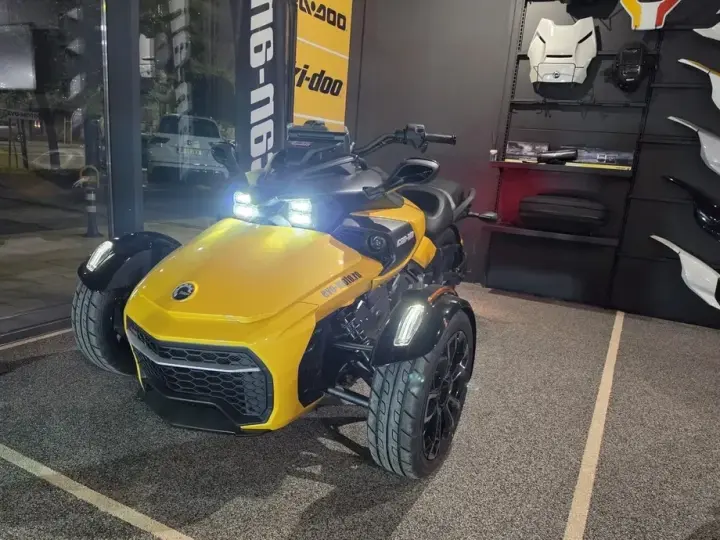 Can-Am Spyder