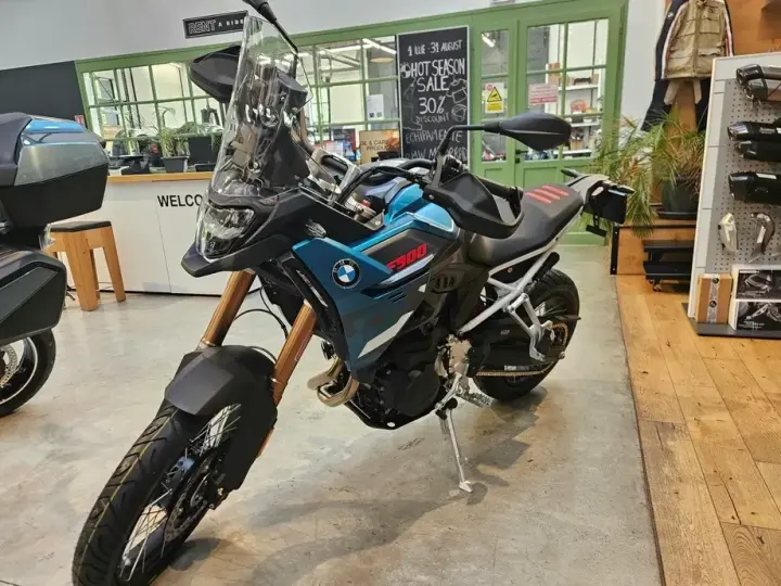 BMW F 900 GS