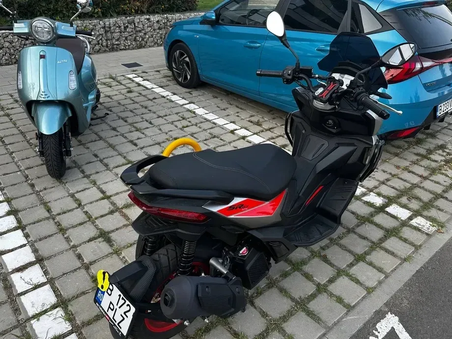 Aprilia SR GT — imagine 4