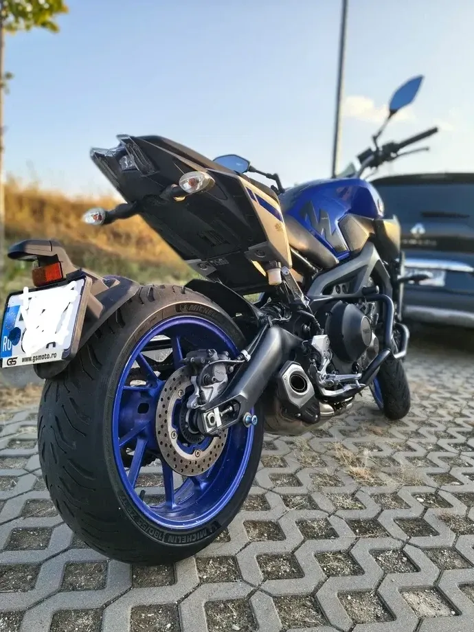Yamaha MT-09 — imagine 3