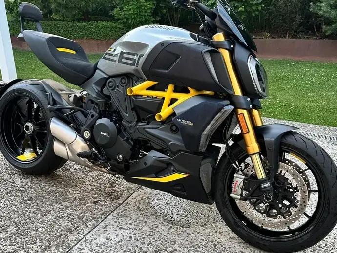 Ducati Diavel