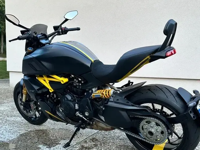Ducati Diavel