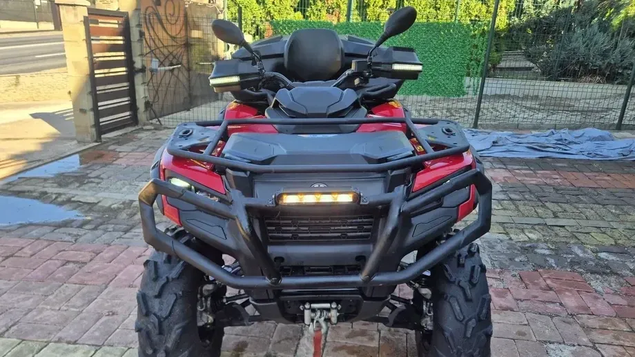 Can-Am Outlander Max — imagine 2