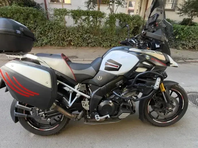 Suzuki DL 1000 V-Strom