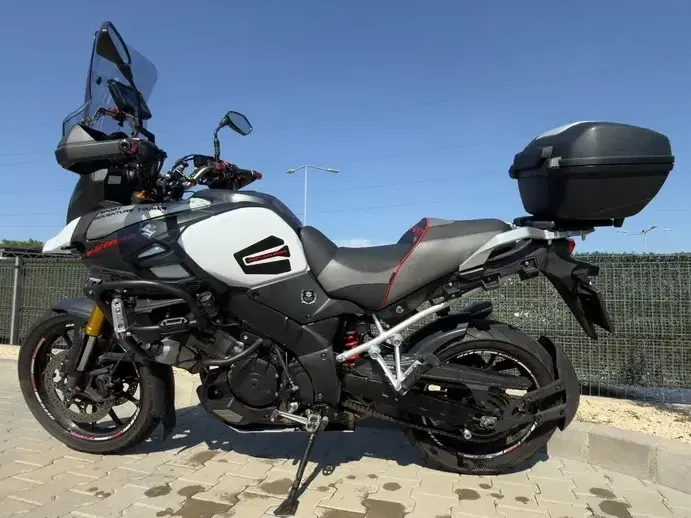 Suzuki DL 1000 V-Strom
