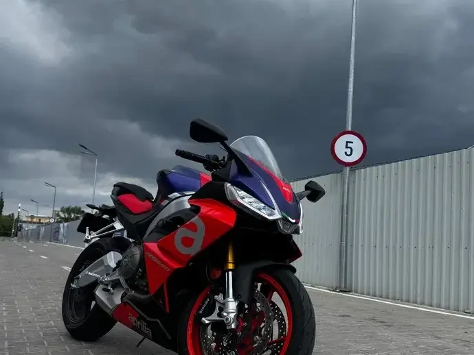 Aprilia RS 660