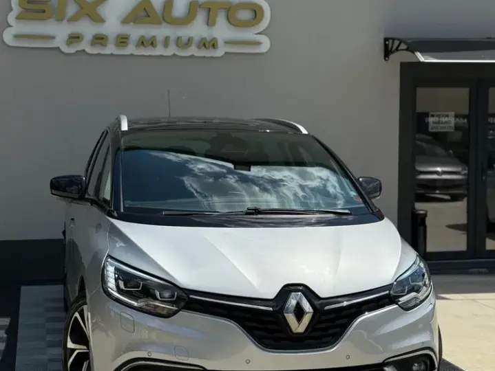 Renault Grand Scenic 1.6 dCi Stop&Start Energy Privilege