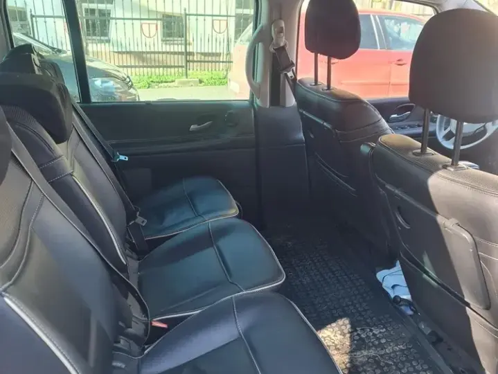 Renault Espace IV 2.0 dCi Privilege