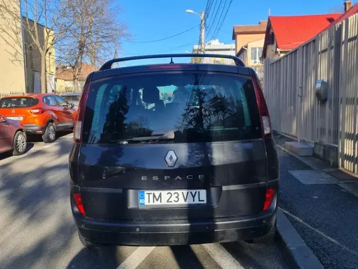 Renault Espace IV 2.0 dCi Privilege