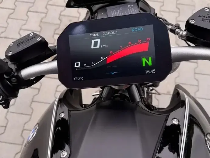BMW R1250R