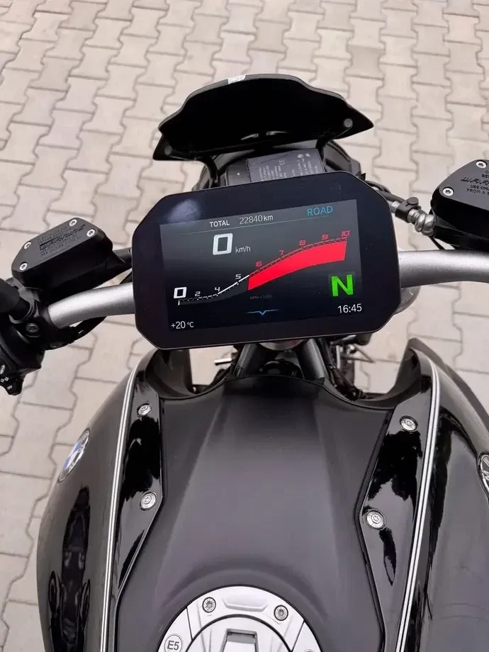 BMW R1250R — imagine 6