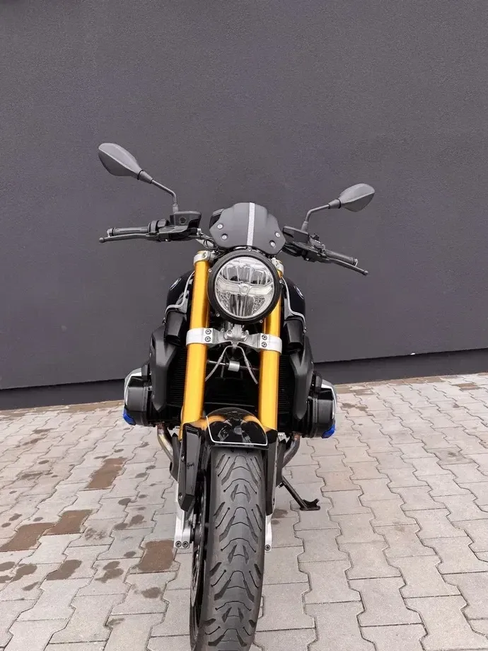 BMW R1250R — imagine 2